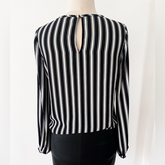 Express Women’s Striped Blouse, Size XS, Black & White - Picture 12 of 13